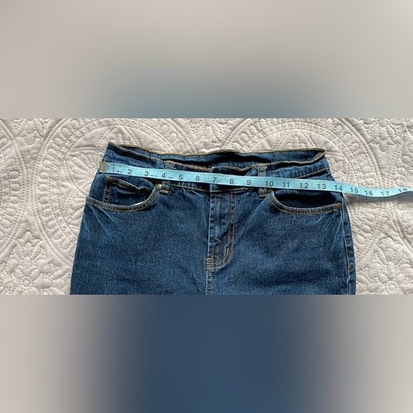 DG2 Strait Leg Size 2 Mid Rise Jeans With Lace Bottom Detail - Picture 8 of 12